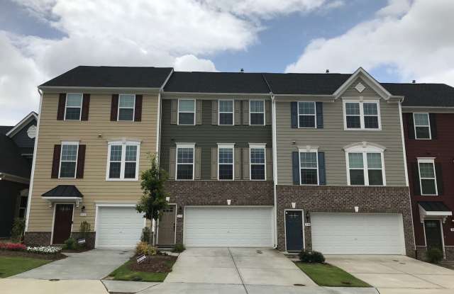 Former Model Townhome for Rent photos photos