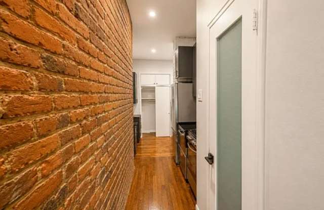 59 Thompson St Gallery 3