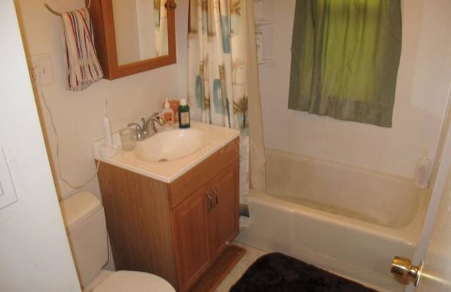 442 Main St. photos photos
