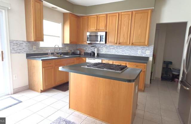 5455 QUAINT Drive Gallery 3