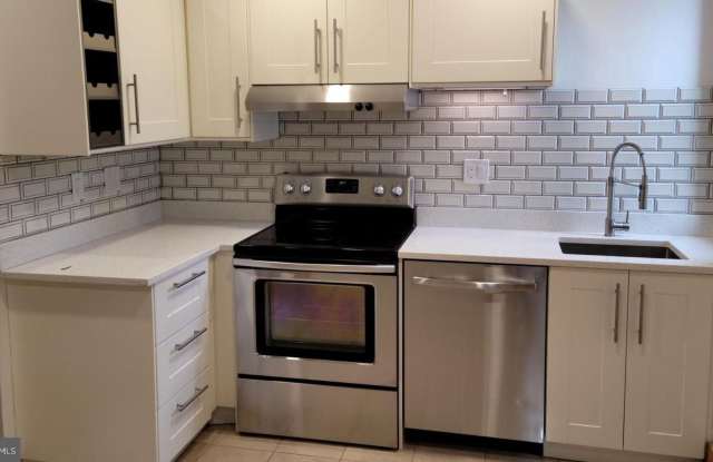 208 T STREET NW Gallery 3