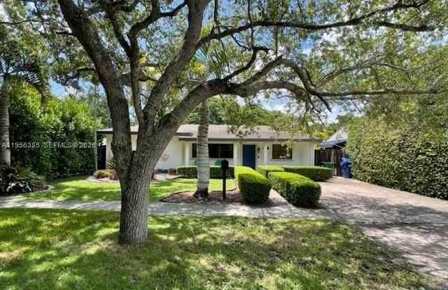 3614 SW 58th Ave photos photos