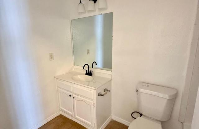 16615 S Denver Ave photos photos