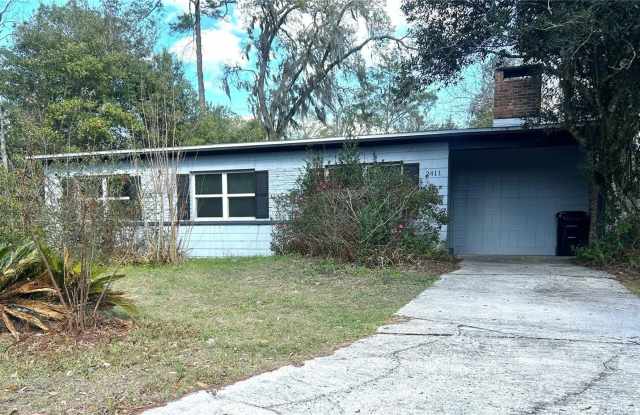 2411 NE 11TH STREET photos photos