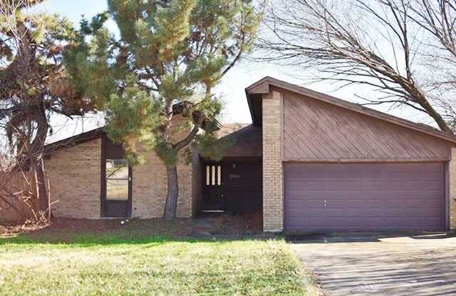 2801 Tumbleweed Trail - 2801 Tumbleweed Trail, Grapevine, TX 76051