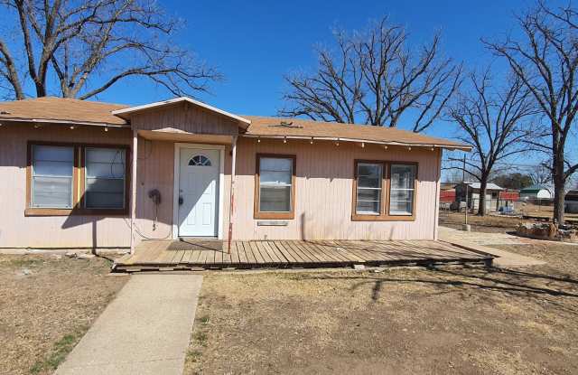 Recently updated charming home COMING SOON!! Gallery 1