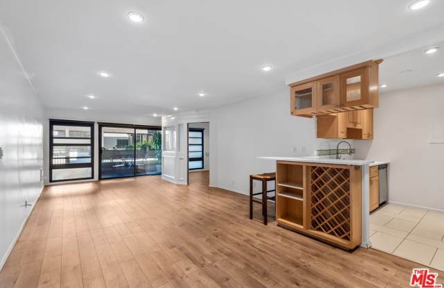 7742 Redlands Street photos photos