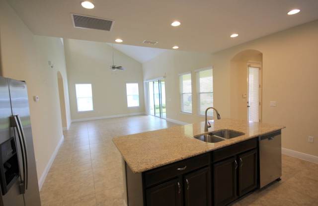 7912 Hampton Lake Dr Gallery 4