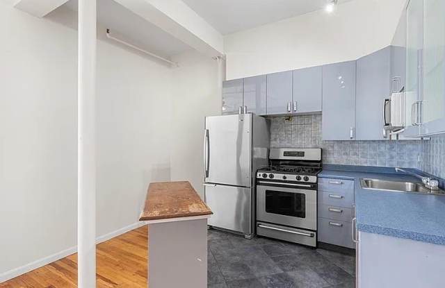 10 Williams St photos photos