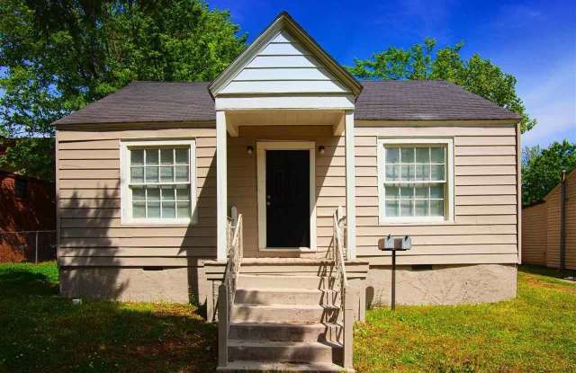 2607 S Cross Street photos photos