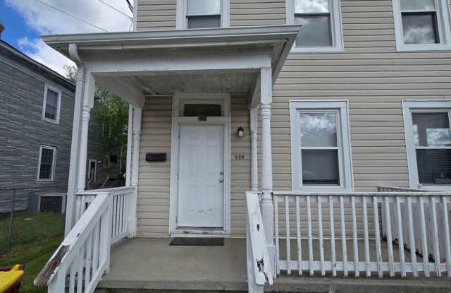 REMODELED 2 bedroom townhouse photos photos