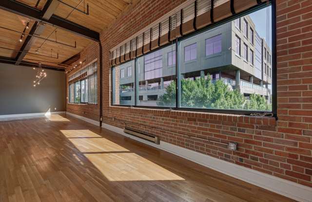 310 Arlington Avenue - 1Unit 429 Gallery 3