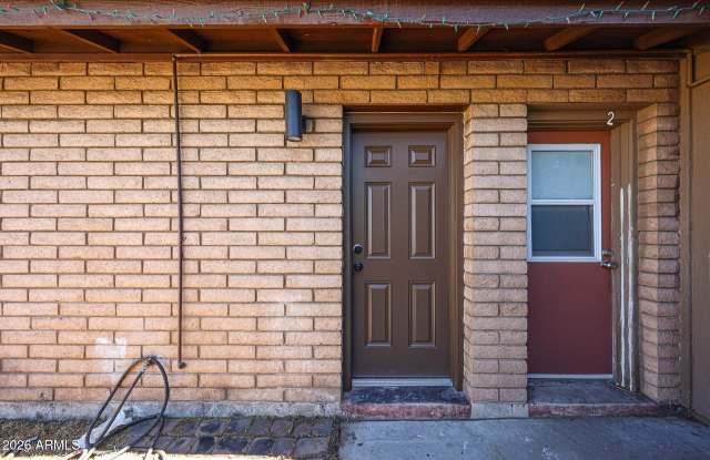 558 S LESUEUR Gallery 2