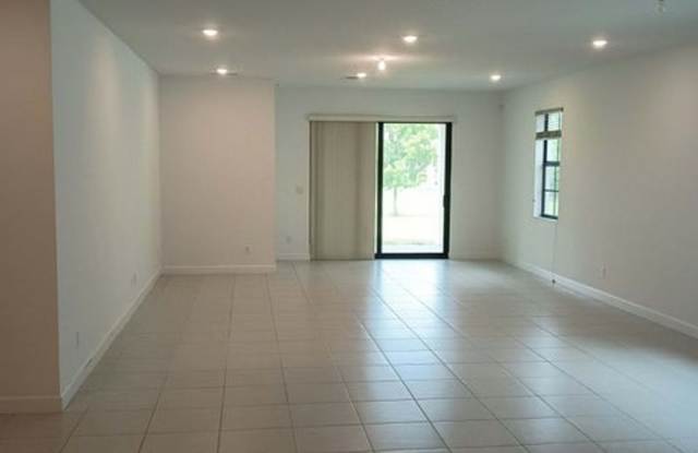 1235 Tangled Orchard Trace, Loxahatchee, FL 33470 Gallery 4