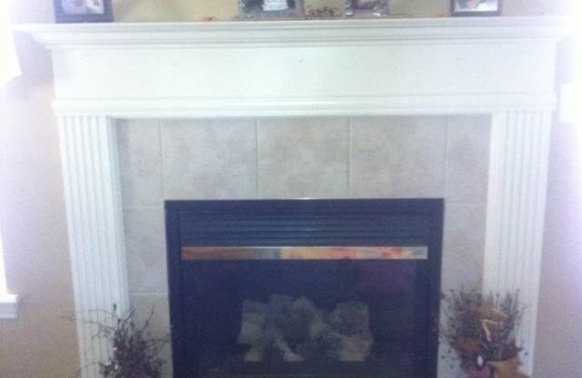 Gorgeous south side single family home in Romney Run subdivision. Corner lot photos photos
