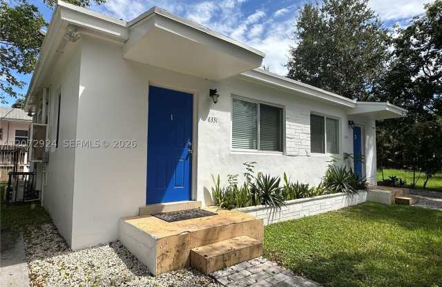 6331 NE 4th Ct Gallery 3