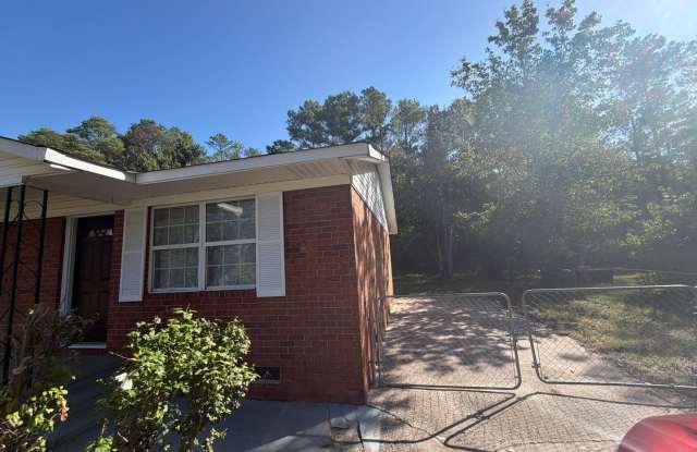 Section 8 accepted with approved application Gallery 4