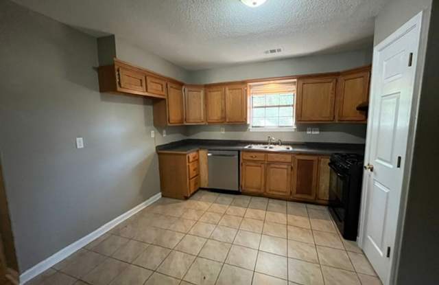 Renovated 3 Bedroom 1 Bath Home for Rent! Gallery 3
