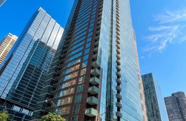 505 N McClurg Court Gallery 1
