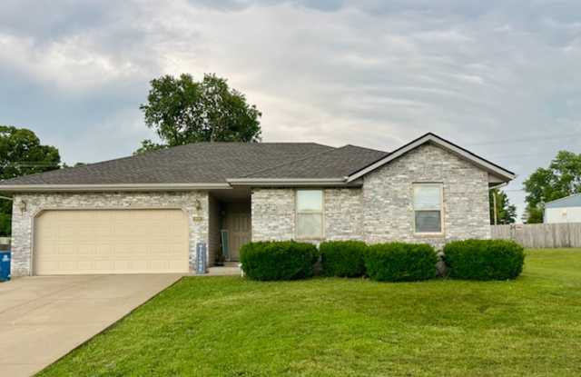 Great Nixa Location! photos photos