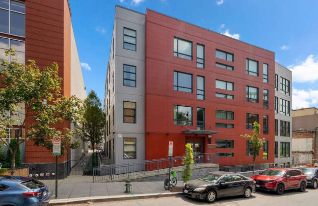 Spacious, modern 1BR + Den + 2BA in Adams Morgan photos photos