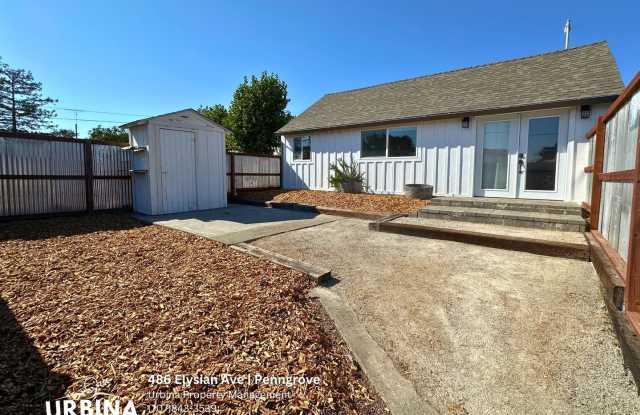Charming Country Cottage with Private Yard and Utilities Included photos photos