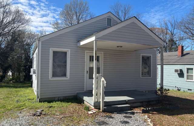 2 Bed, 1 Bath home located in Greensboro! photos photos