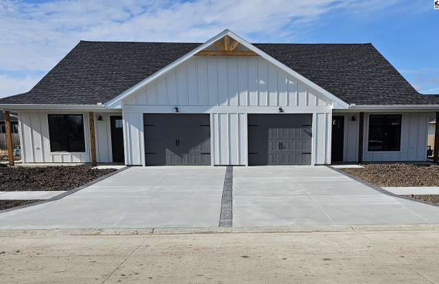 415 Olaf - 415 Olaf Avenue, McPherson County, KS 67456