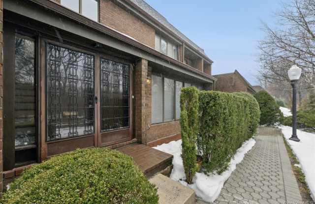 70 Pheasant Run photos photos