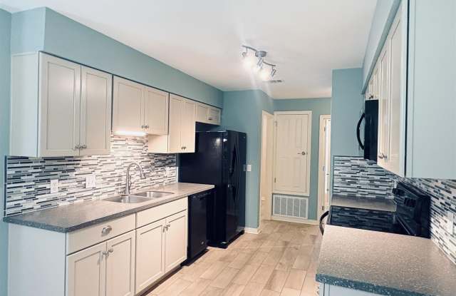 10621 Creek Ridge Dr Gallery 3