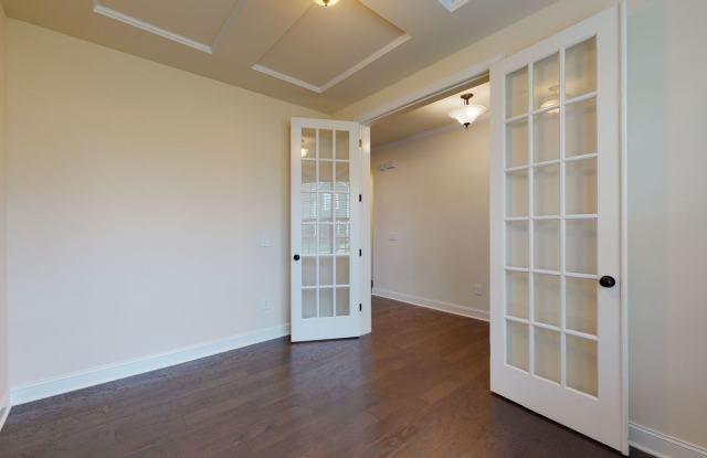 Rea Farms - Waverly Place- Like New Single-Family Home-Fenced in backyard! Gallery 4
