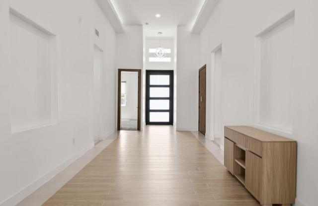 11337 ARDELLE Avenue Gallery 3