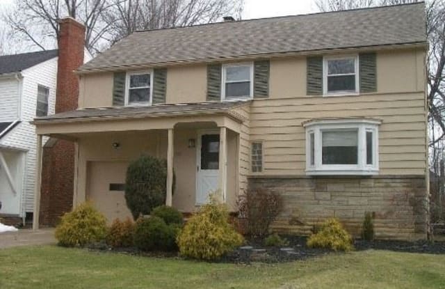 4601 Mackall Rd - 4601 Mackall Road, South Euclid, OH 44121