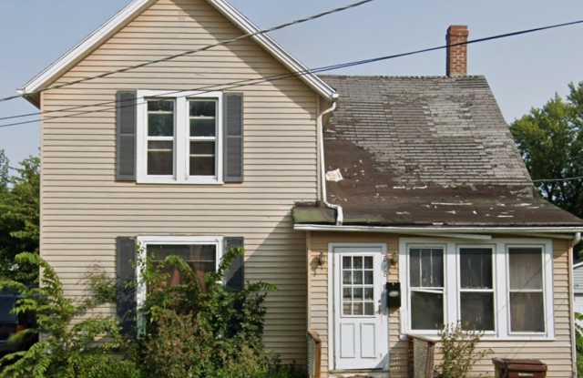 818 East Shawnee Street photos photos