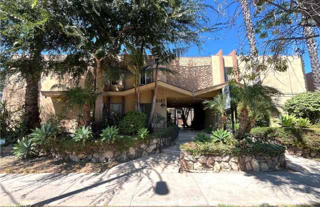 5167 Yarmouth Avenue photos photos 5167 Yarmouth Avenue photos photos