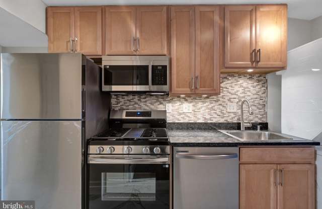 88 Q STREET SW photos photos