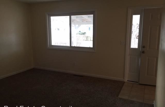 3674 Tylor Dr Gallery 2