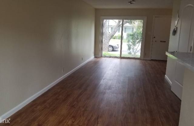 19482 Rosemarie Pl Gallery 2