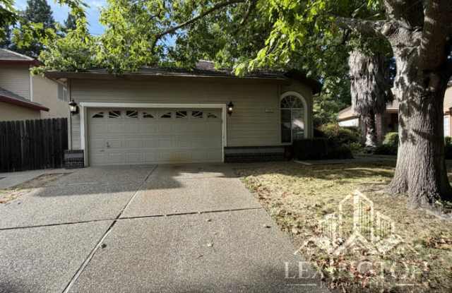 123 Ashcat Way Gallery 3