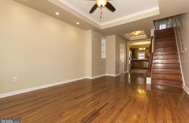 3805 FOSTER AVENUE Gallery 2