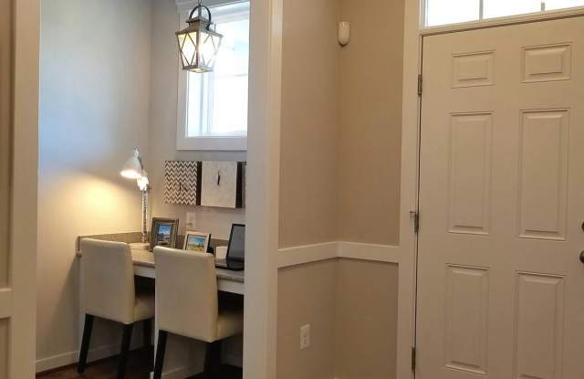 10553 BLAZING STAR LOOP Gallery 2