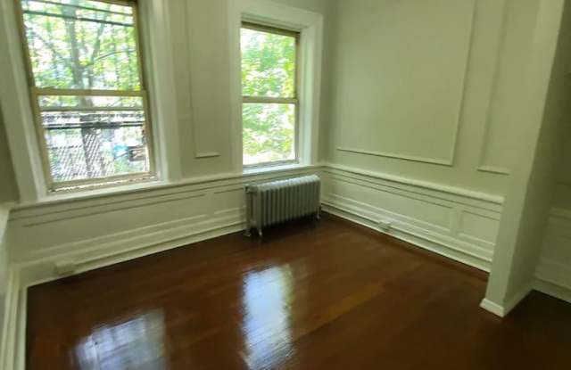 101 Treacy Ave Gallery 2
