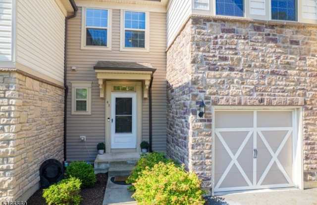 43 Albert Ct Gallery 2
