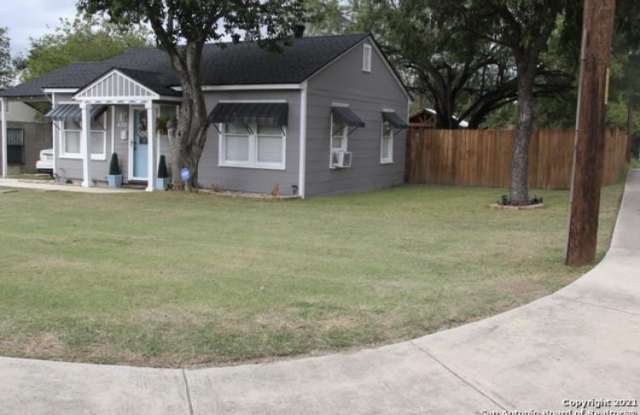 439 Cravens Avenue photos photos