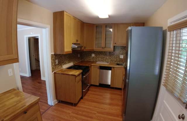 332 Nelms Avenue Northeast Gallery 2