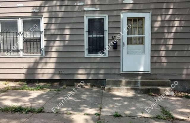 421 Bales Ave - 421 Bales Avenue, Kansas City, MO 64124