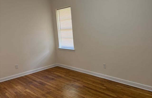 1835 Hill Hedge Dr Gallery 3