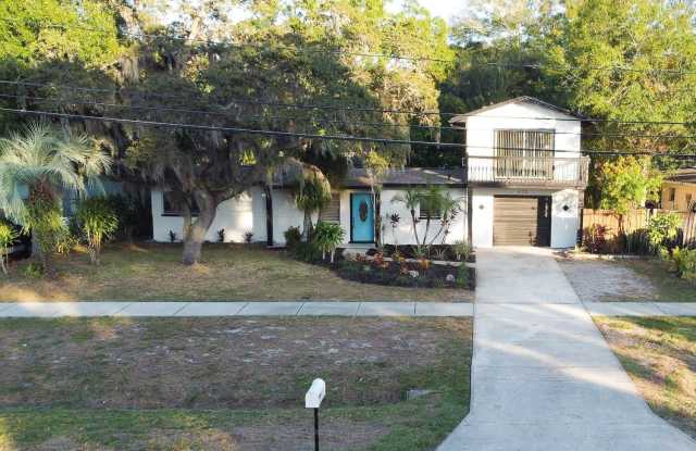 405 SHORE DRIVE E photos photos