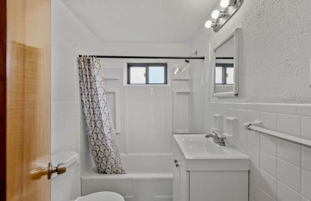 Beautiful 2 bedroom home in Pitcairn available August 15! Gallery 3