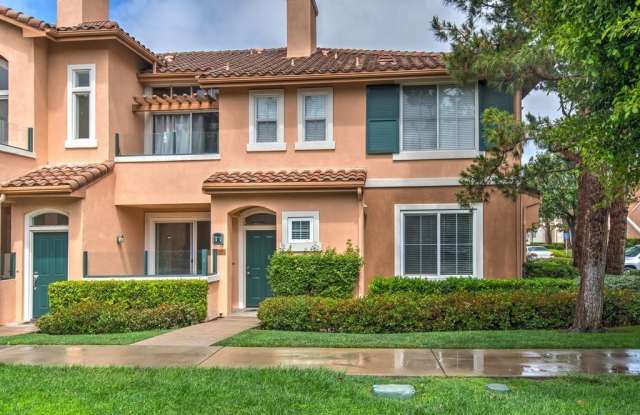 702 Solvay Aisle - 702 Solvay Aisle, Irvine, CA 92606